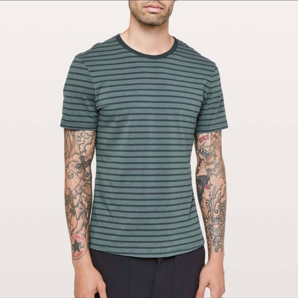 Lululemon Mens 5 Year Basic Tee Yachtie Stripe Sea Steel Gravity Green SZ Large